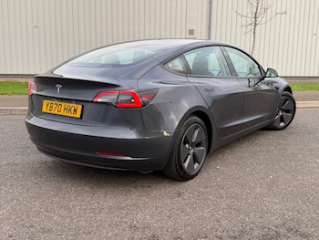 Used Tesla Model 3 2020 for sale - 76666308: Photo