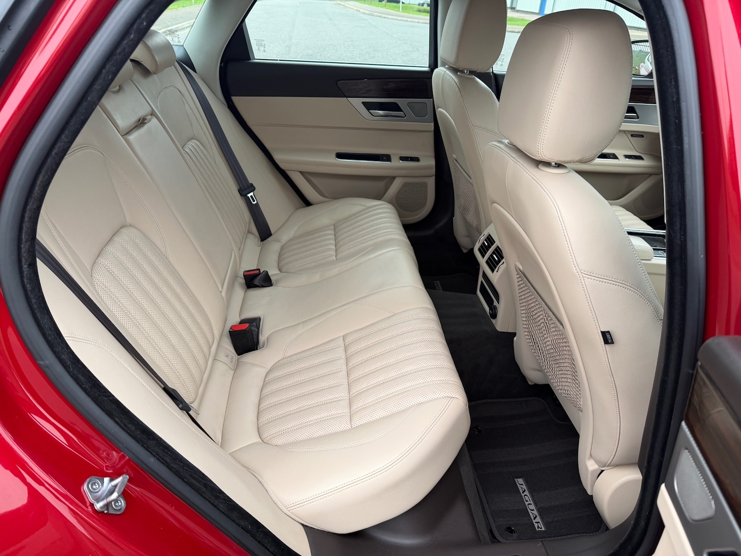 Used Jaguar XF 2017 for sale - 77039644: Photo 12