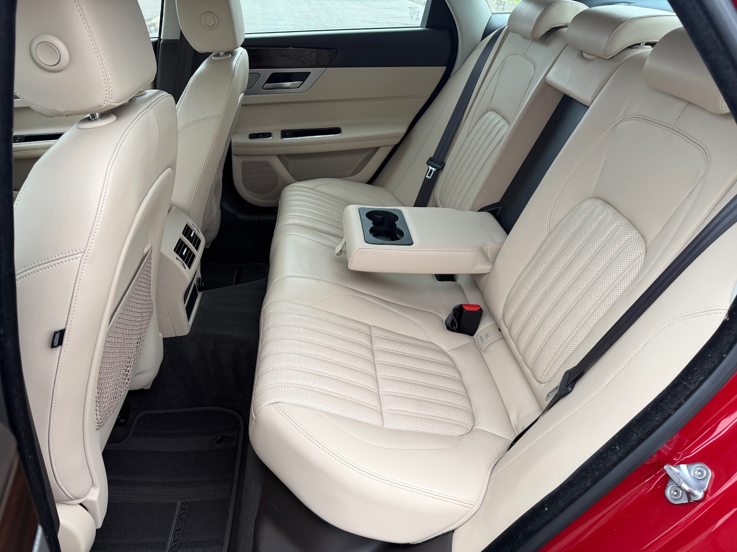 Used Jaguar XF 2017 for sale - 77039644: Photo 13