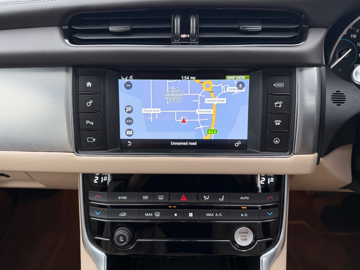 Used Jaguar XF 2017 for sale - 77039644: Photo 18