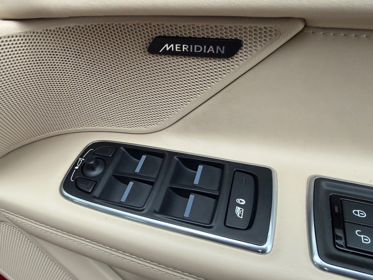 Used Jaguar XF 2017 for sale - 77039644: Photo 21