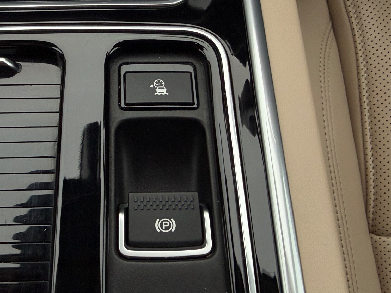 Used Jaguar XF 2017 for sale - 77039644: Photo 33