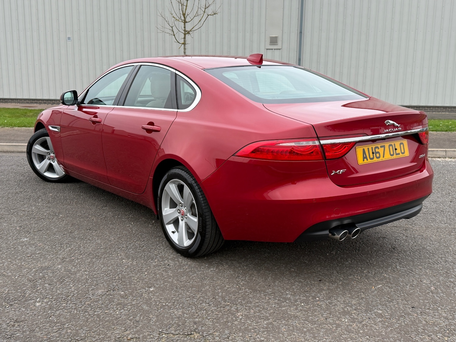 Used Jaguar XF 2017 for sale - 77039644: Photo 4