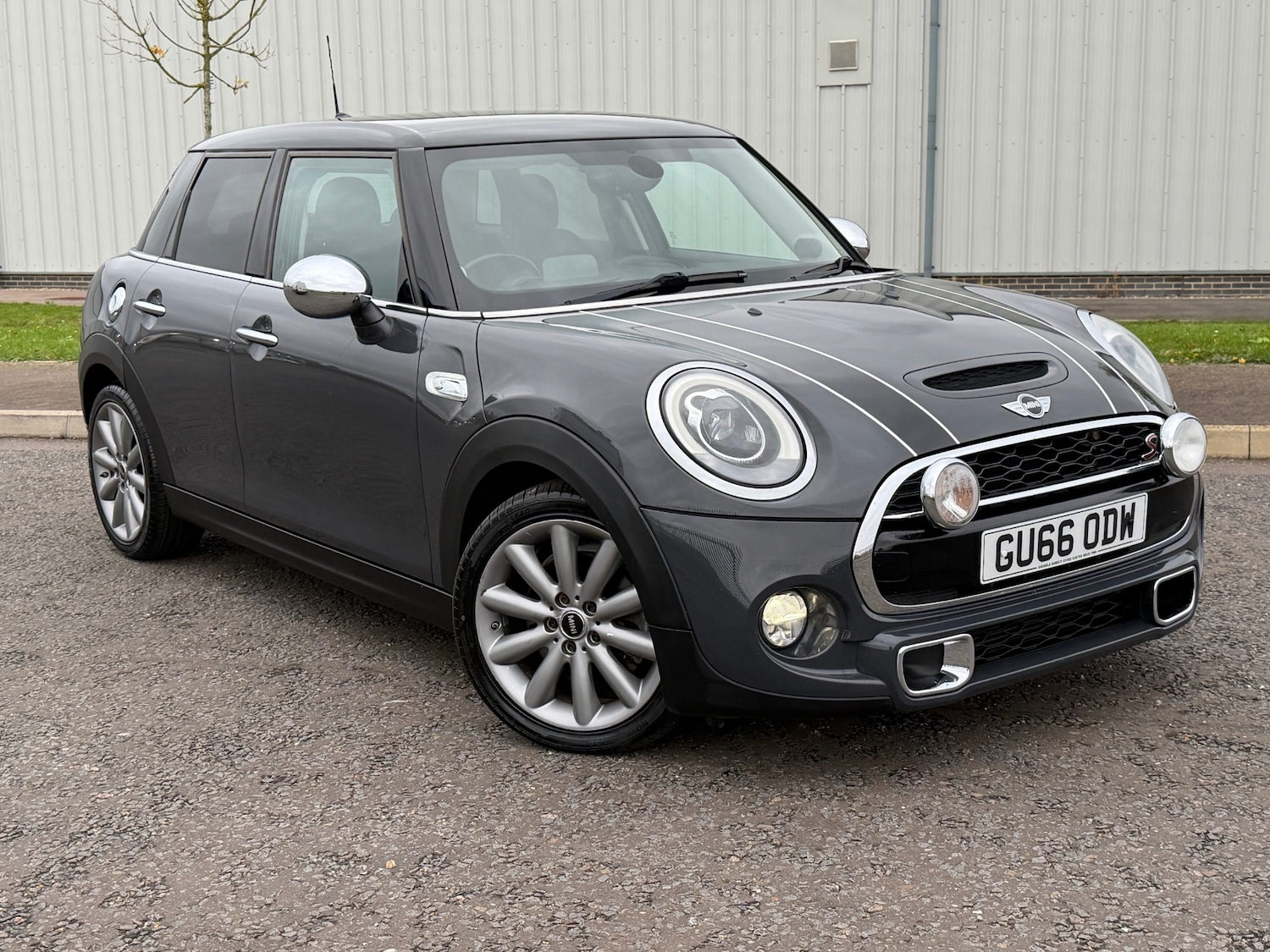 Used MINI Hatch 2016 for sale - 76557147: Photo 1