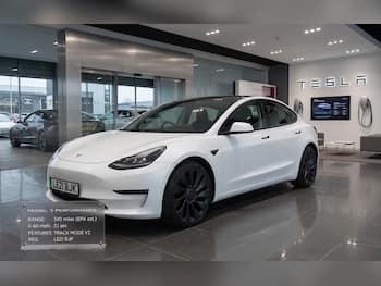 Used Tesla Model 3 2021 for sale - 79683356: Photo
