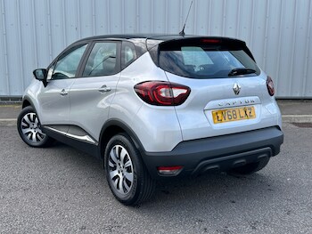 Used Renault Captur 2018 for sale - 75461973: Photo