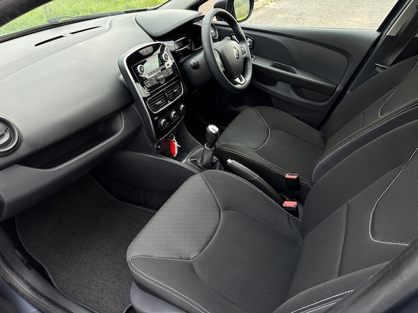 Used Renault Clio 2023 for sale - 71163537: Photo 10