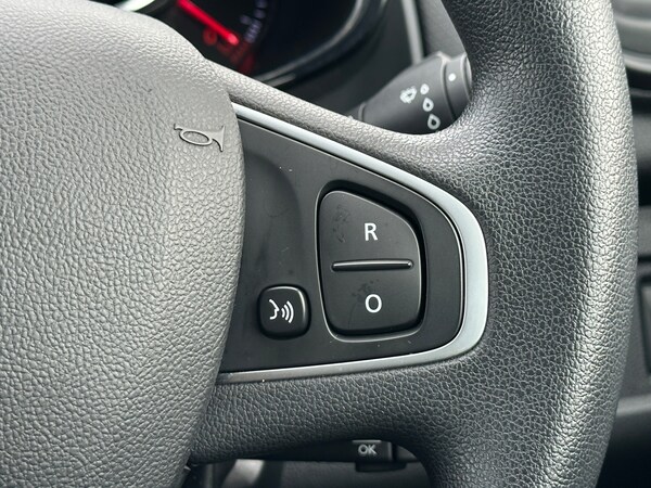 Used Renault Clio 2023 for sale - 71163537: Photo 16