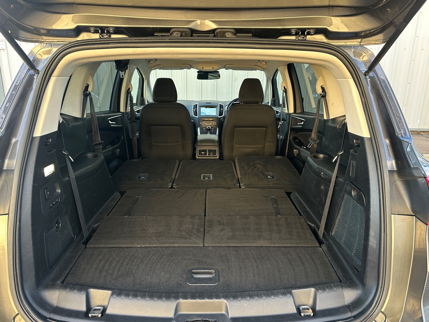 Used Ford S-Max 2018 for sale - 76378919: Photo 10