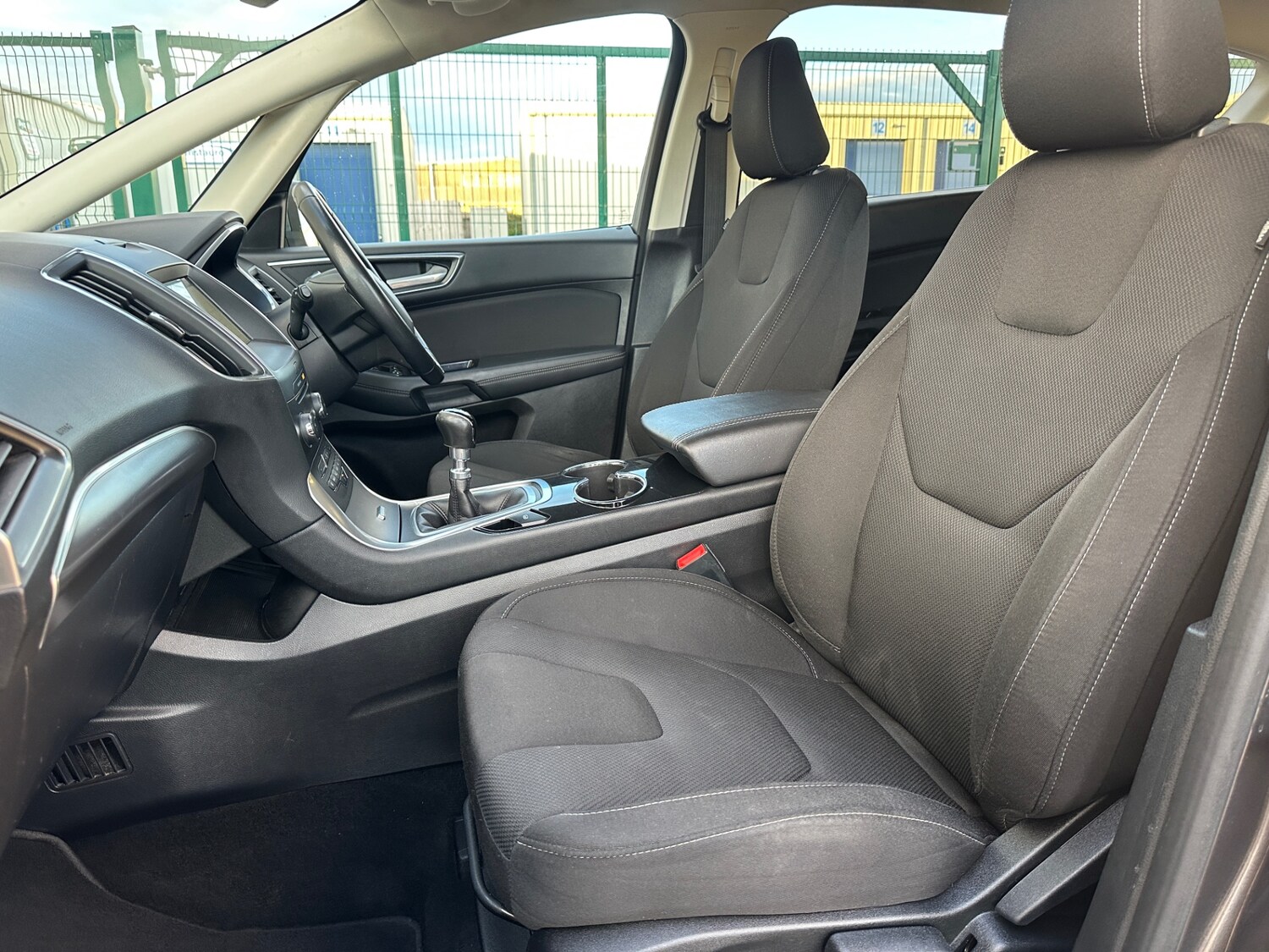 Used Ford S-Max 2018 for sale - 76378919: Photo 19