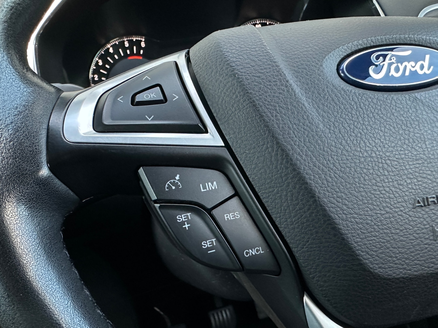 Used Ford S-Max 2018 for sale - 76378919: Photo 21