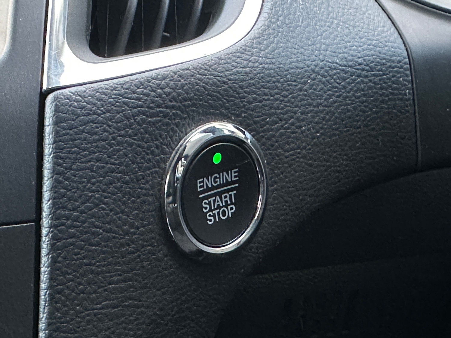 Used Ford S-Max 2018 for sale - 76378919: Photo 26