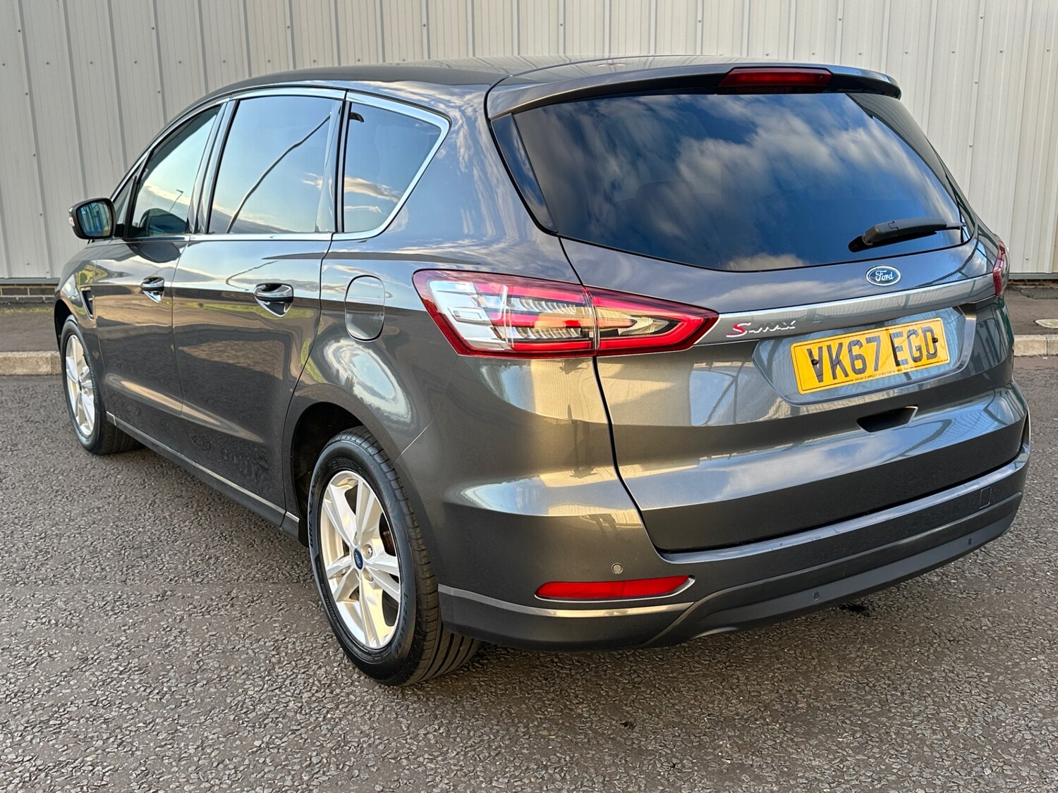 Used Ford S-Max 2018 for sale - 76378919: Photo 32