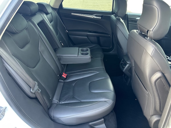 Used Ford Mondeo 2015 for sale - 74308231: Photo 16