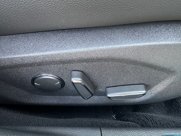 Used Ford Mondeo 2015 for sale - 74308231: Photo 32