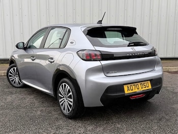 Used Peugeot 208 undefined for sale - 79259347: Photo