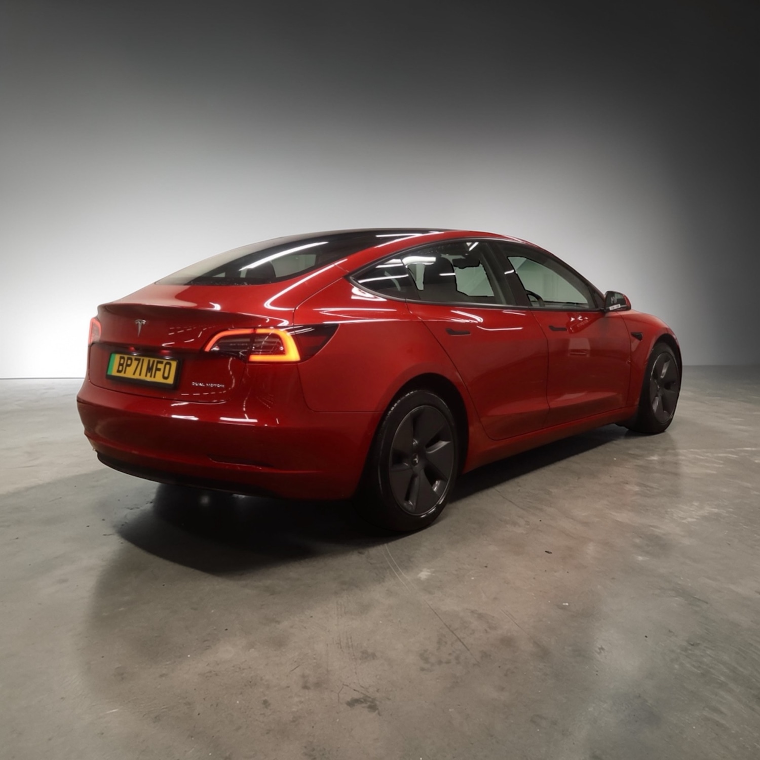 Used Tesla Model 3 2022 for sale - 77750280: Photo 2