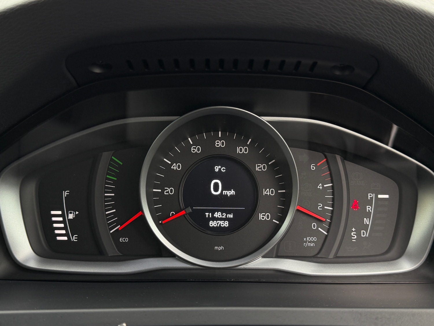 Used Volvo V60 2018 for sale - 78085040: Photo 23