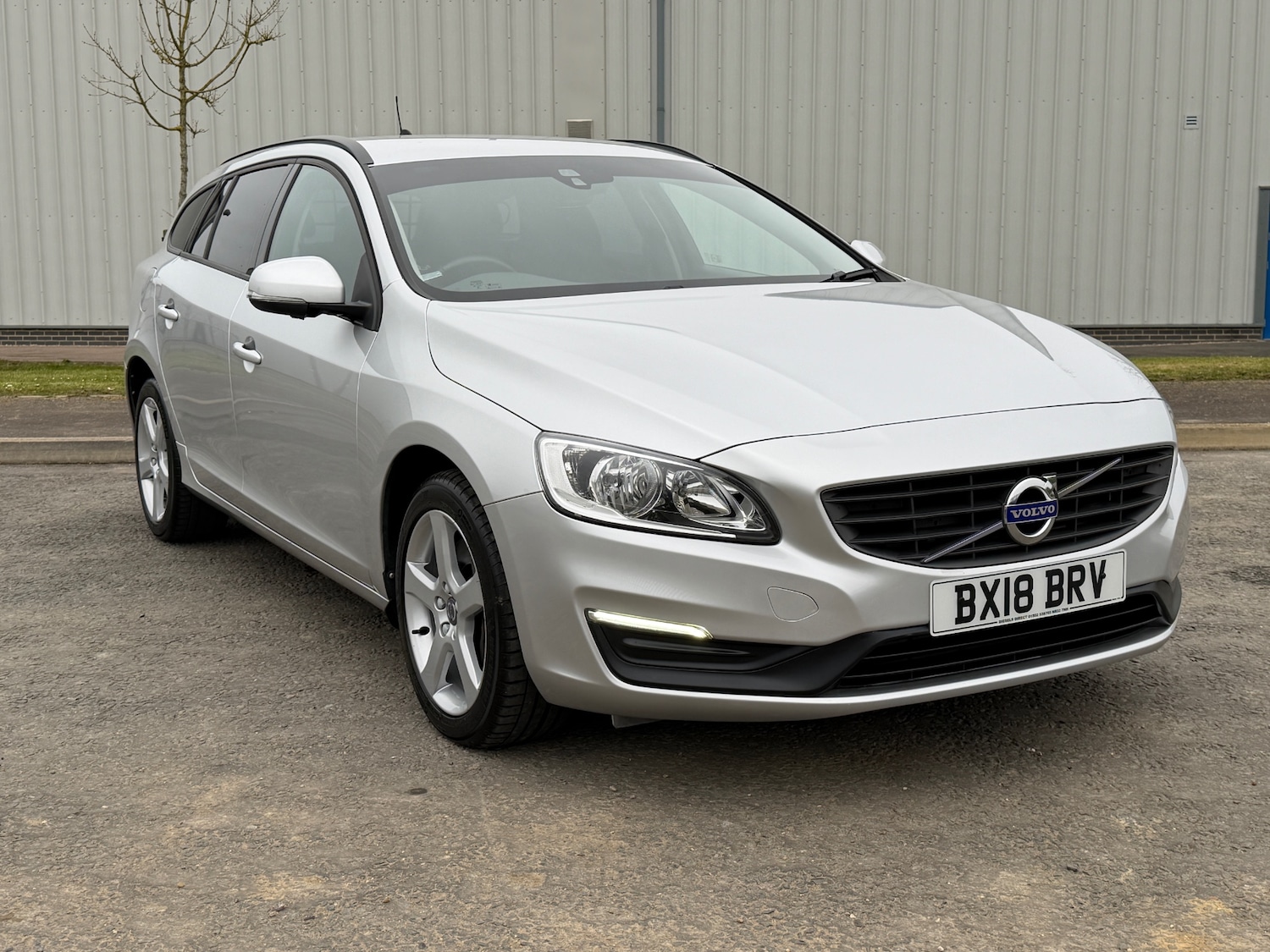 Used Volvo V60 2018 for sale - 78085040: Photo 24