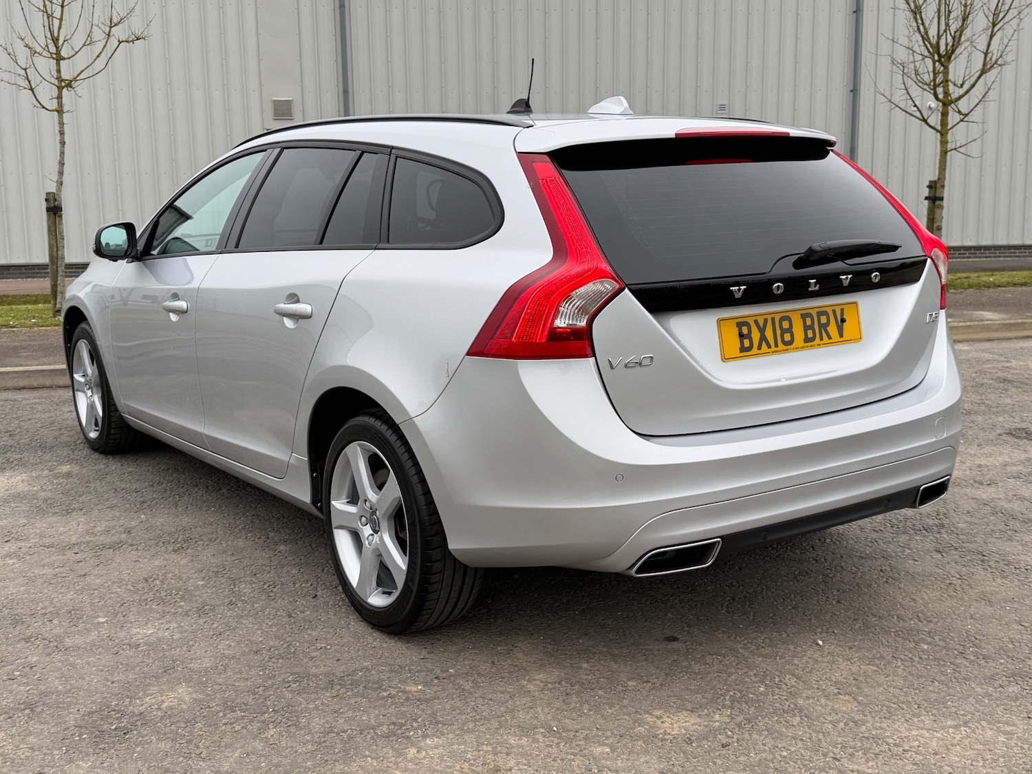 Used Volvo V60 2018 for sale - 78085040: Photo 27