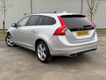 Used Volvo V60 2018 for sale - 78085040: Photo