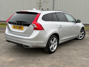 Used Volvo V60 2018 for sale - 78085040: Photo