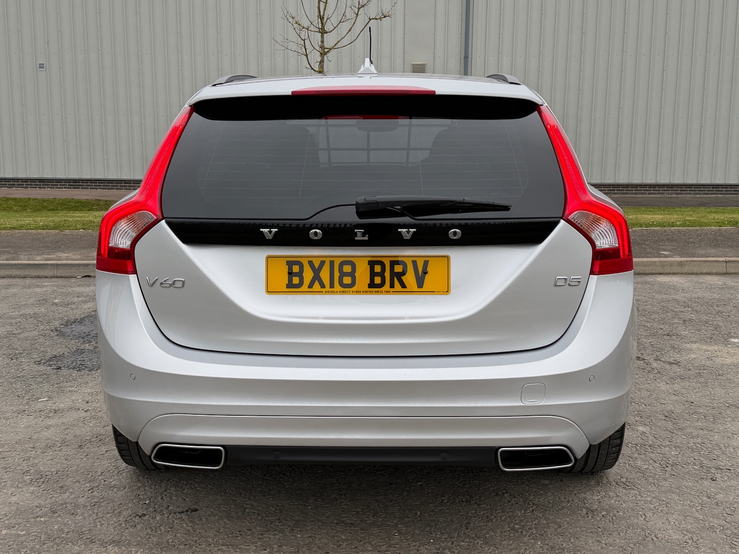 Used Volvo V60 2018 for sale - 78085040: Photo 6