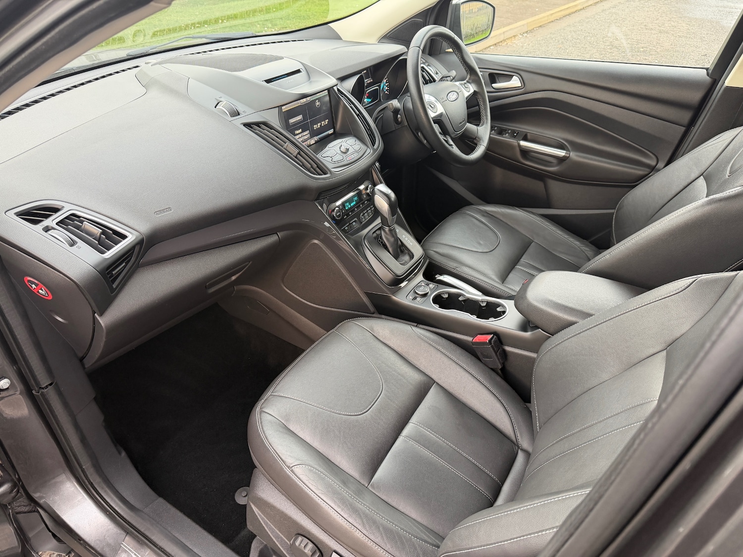 Used Ford Kuga 2016 for sale - 76855473: Photo 10