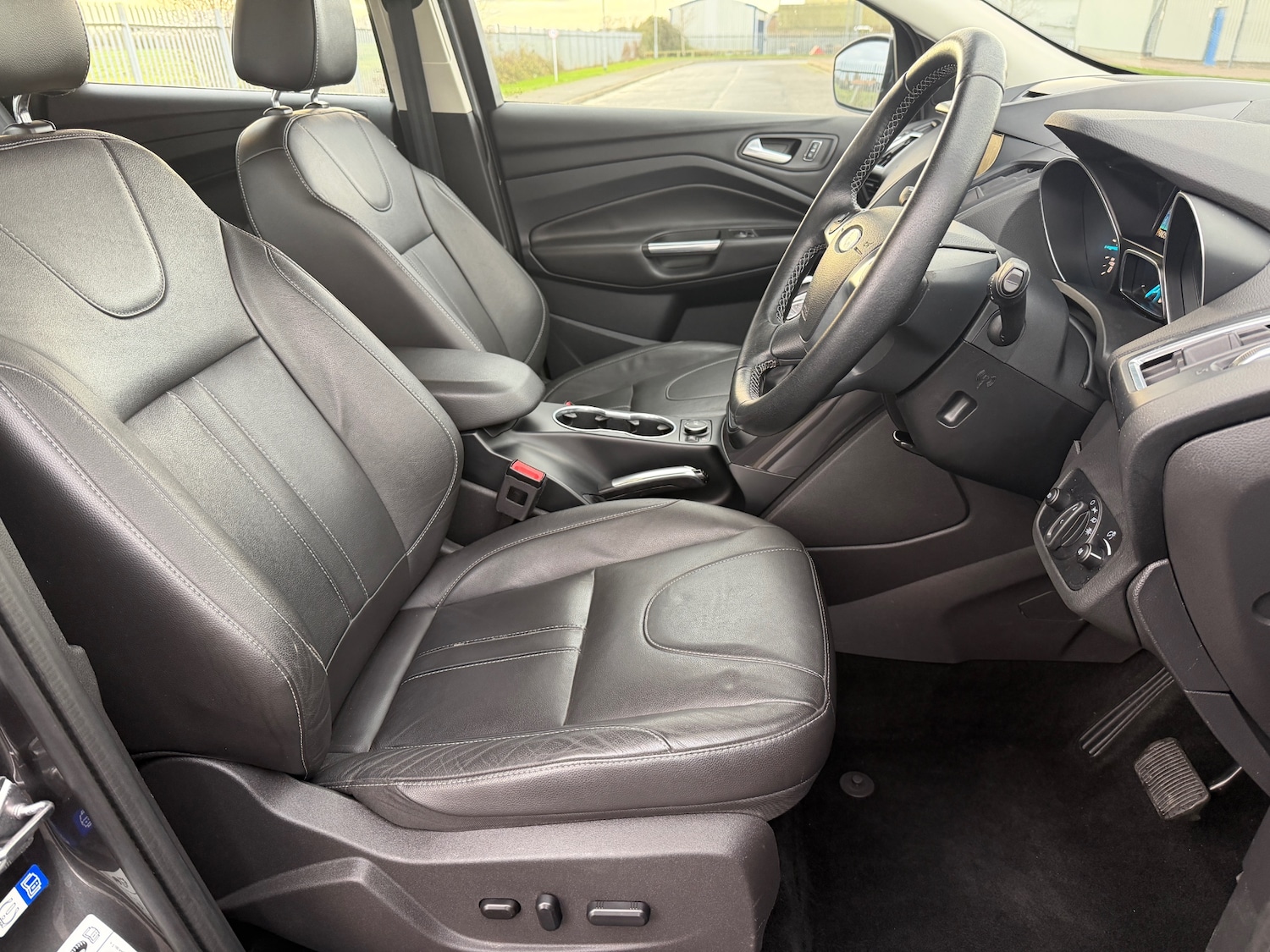 Used Ford Kuga 2016 for sale - 76855473: Photo 11