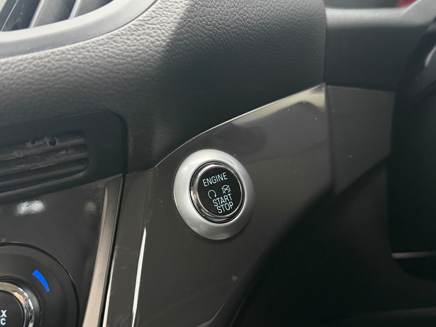 Used Ford Kuga 2016 for sale - 76855473: Photo 21