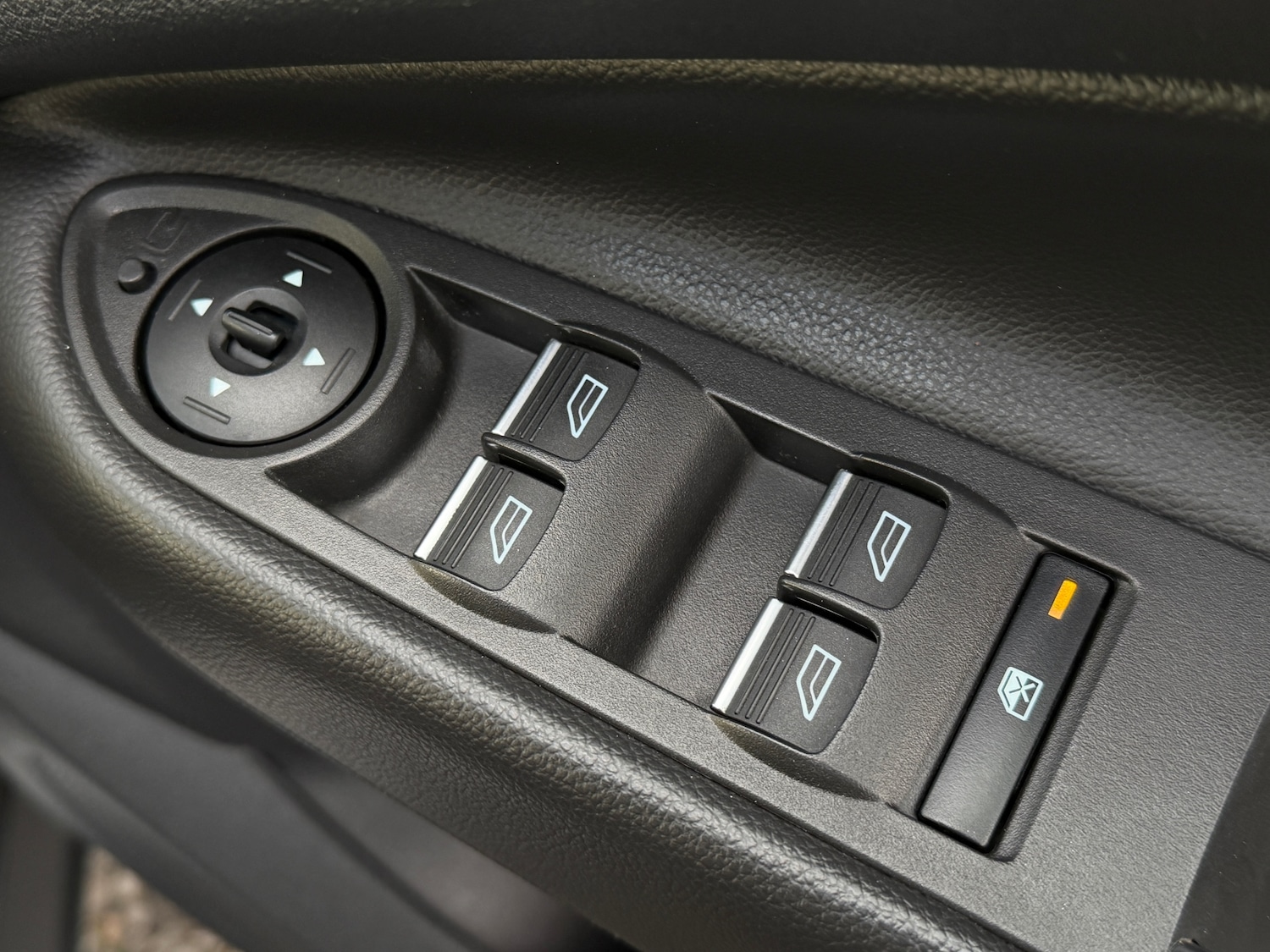 Used Ford Kuga 2016 for sale - 76855473: Photo 23