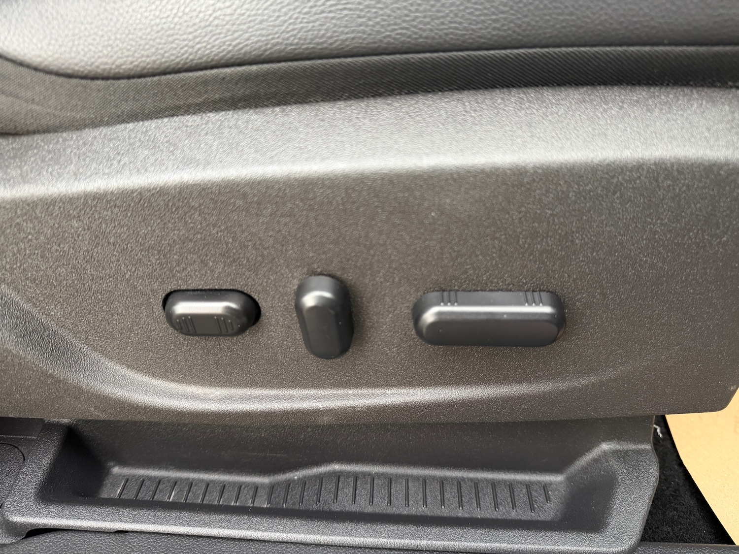 Used Ford Kuga 2016 for sale - 76855473: Photo 32