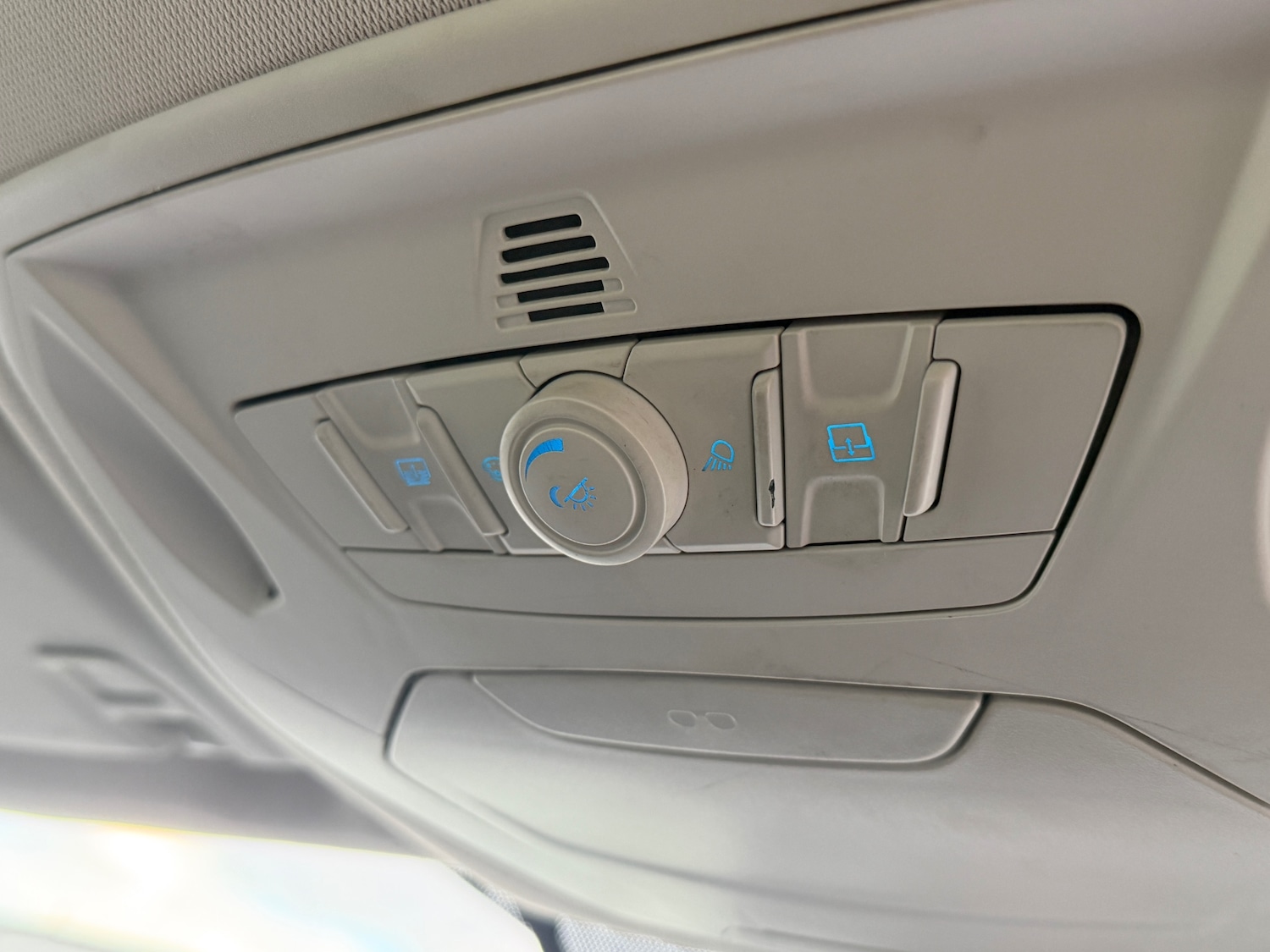 Used Ford Kuga 2016 for sale - 76855473: Photo 38