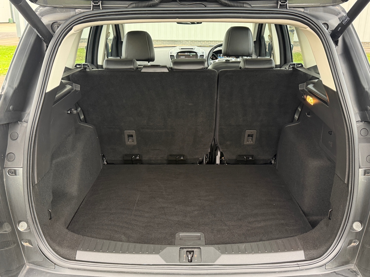 Used Ford Kuga 2016 for sale - 76855473: Photo 7