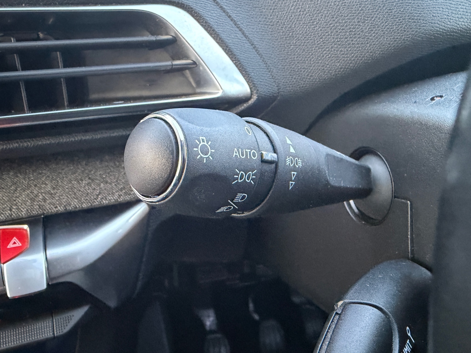 Used Peugeot 3008 2020 for sale - 76853420: Photo 14