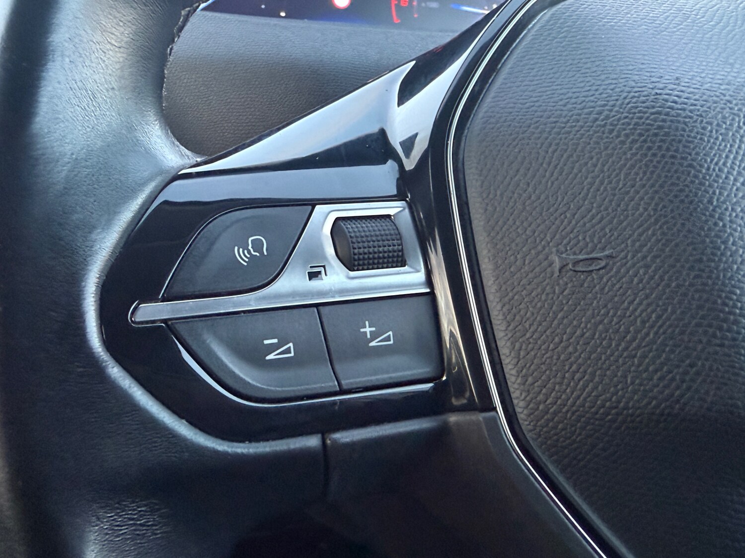 Used Peugeot 3008 2020 for sale - 76853420: Photo 18