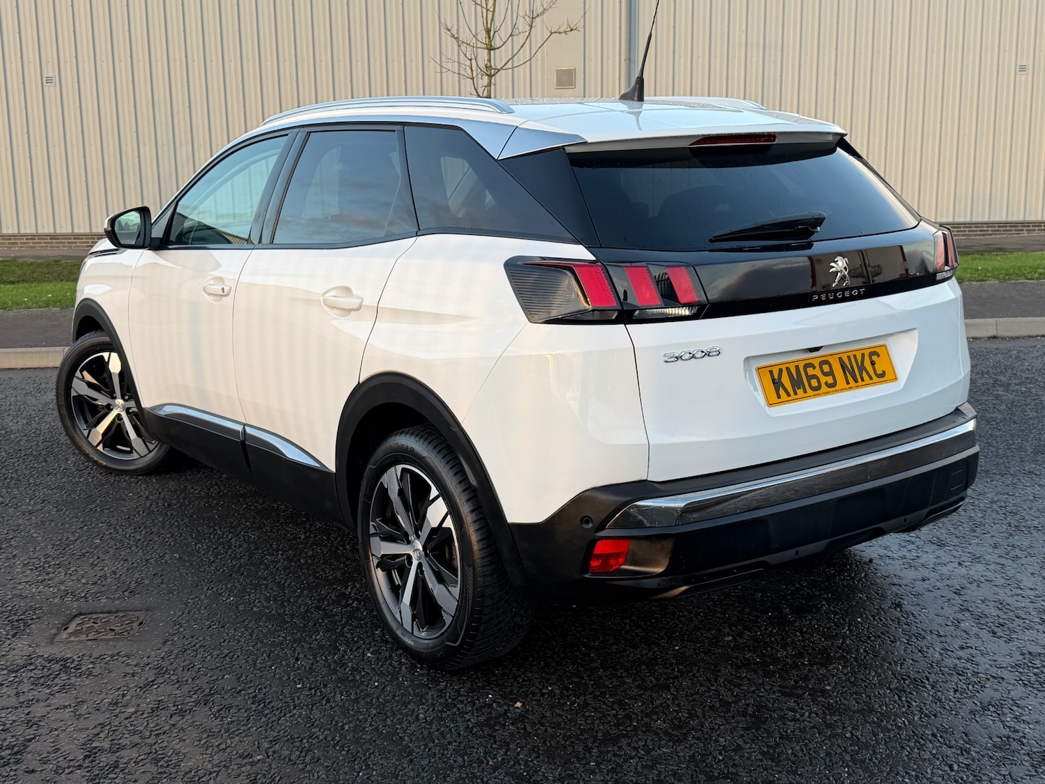 Used Peugeot 3008 2020 for sale - 76853420: Photo 2