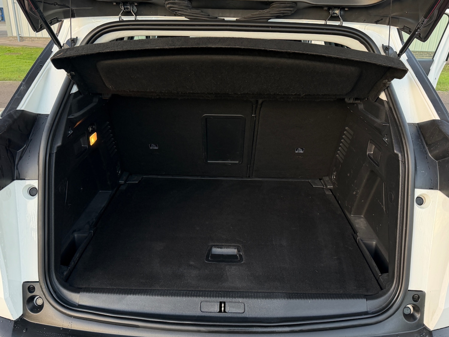 Used Peugeot 3008 2020 for sale - 76853420: Photo 31