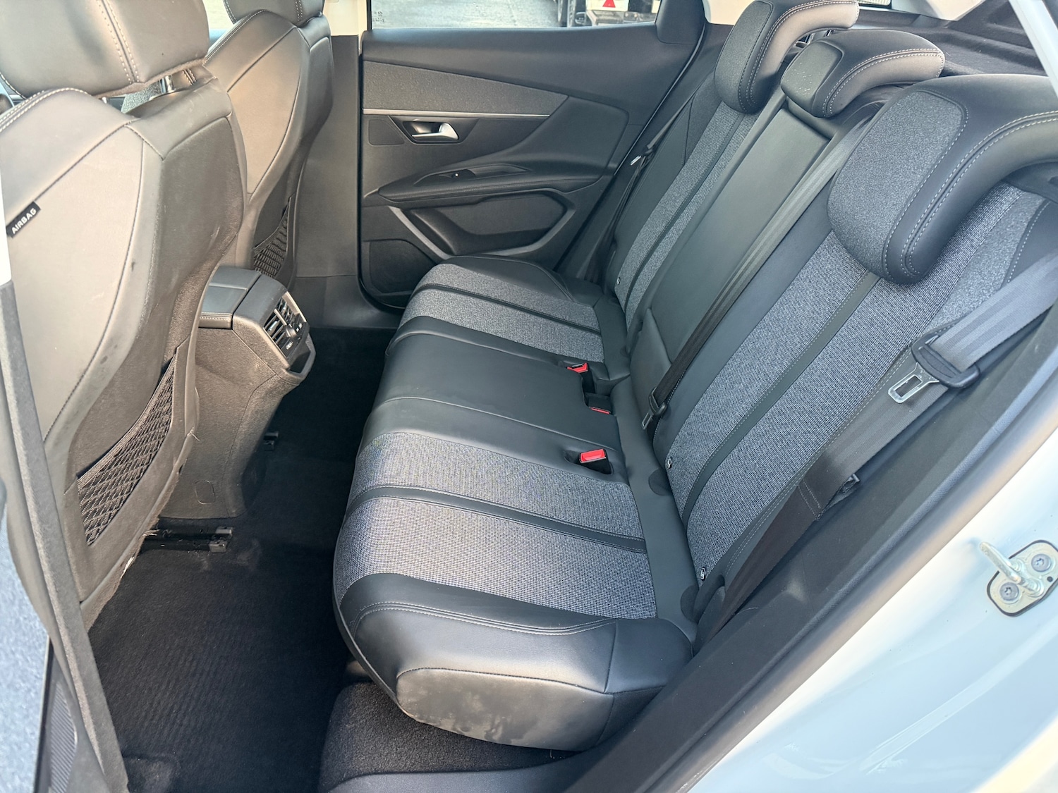 Used Peugeot 3008 2020 for sale - 76853420: Photo 9