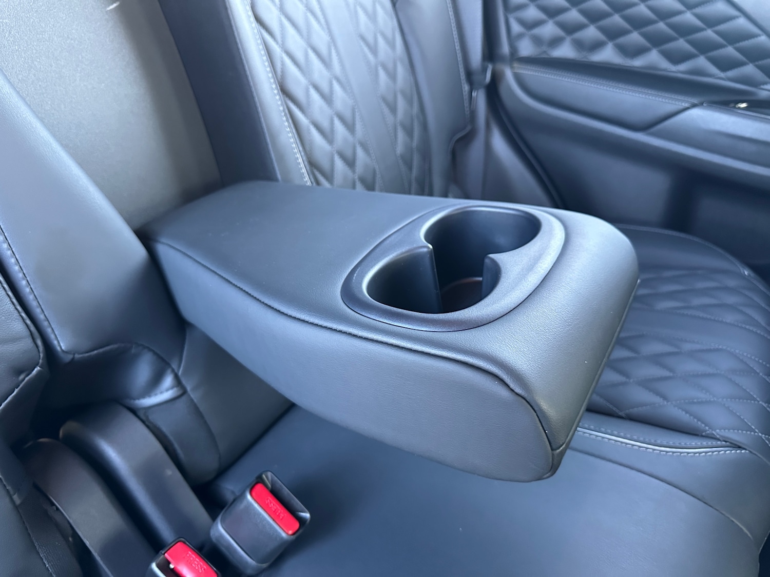 Used Mitsubishi Outlander 2020 for sale - 77140951: Photo 14