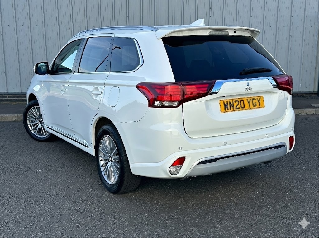 Used Mitsubishi Outlander 2020 for sale - 77140951: Photo 2