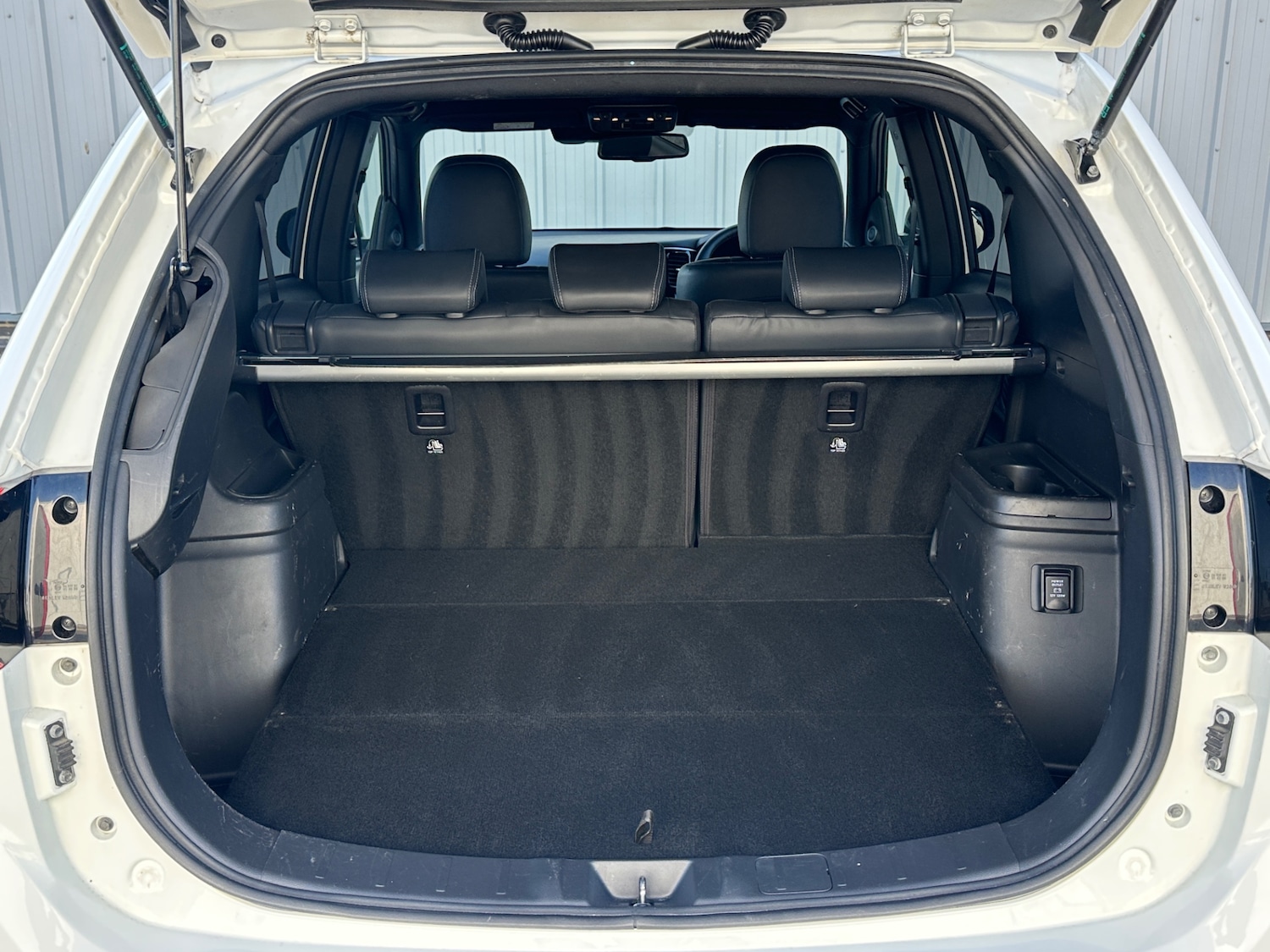 Used Mitsubishi Outlander 2020 for sale - 77140951: Photo 7