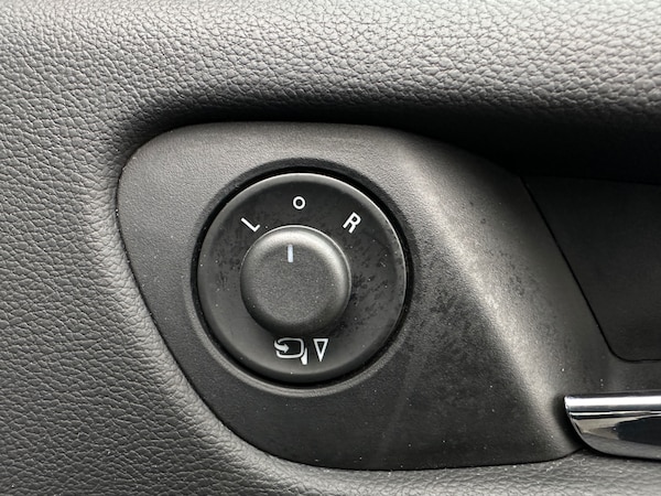 Used Vauxhall Zafira 2017 for sale - 73062523: Photo 25