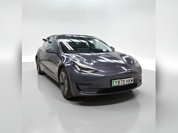 Tesla - Model 3