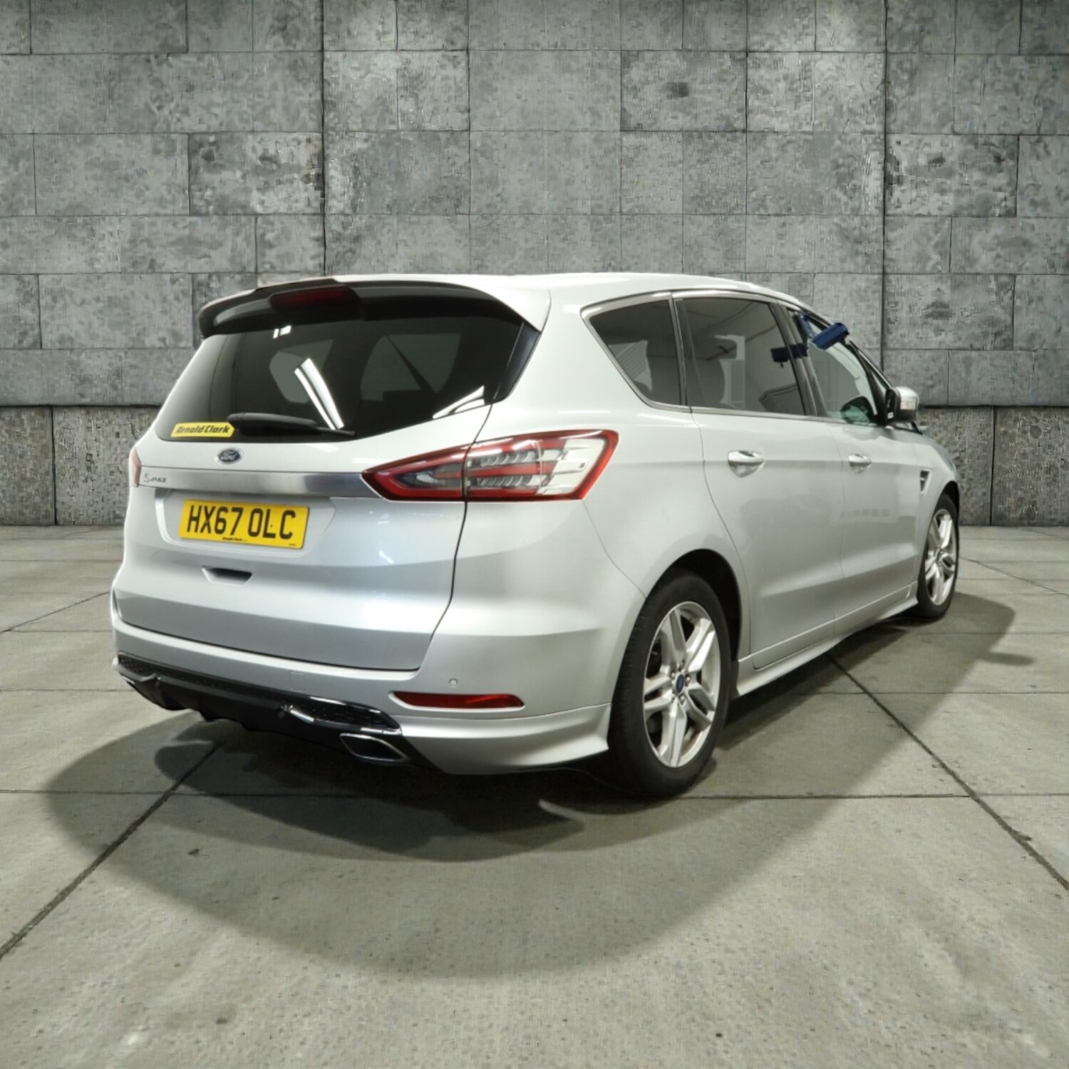 Used Ford S-Max 2017 for sale - 76864226: Photo 4