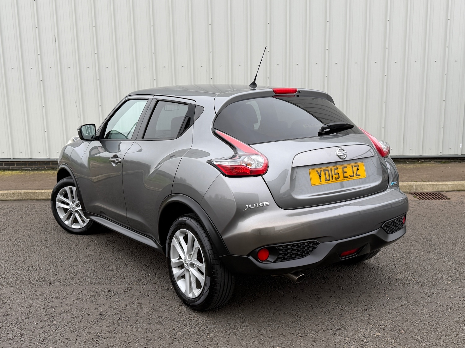 Used Nissan Juke 2015 for sale - 77241353: Photo 2
