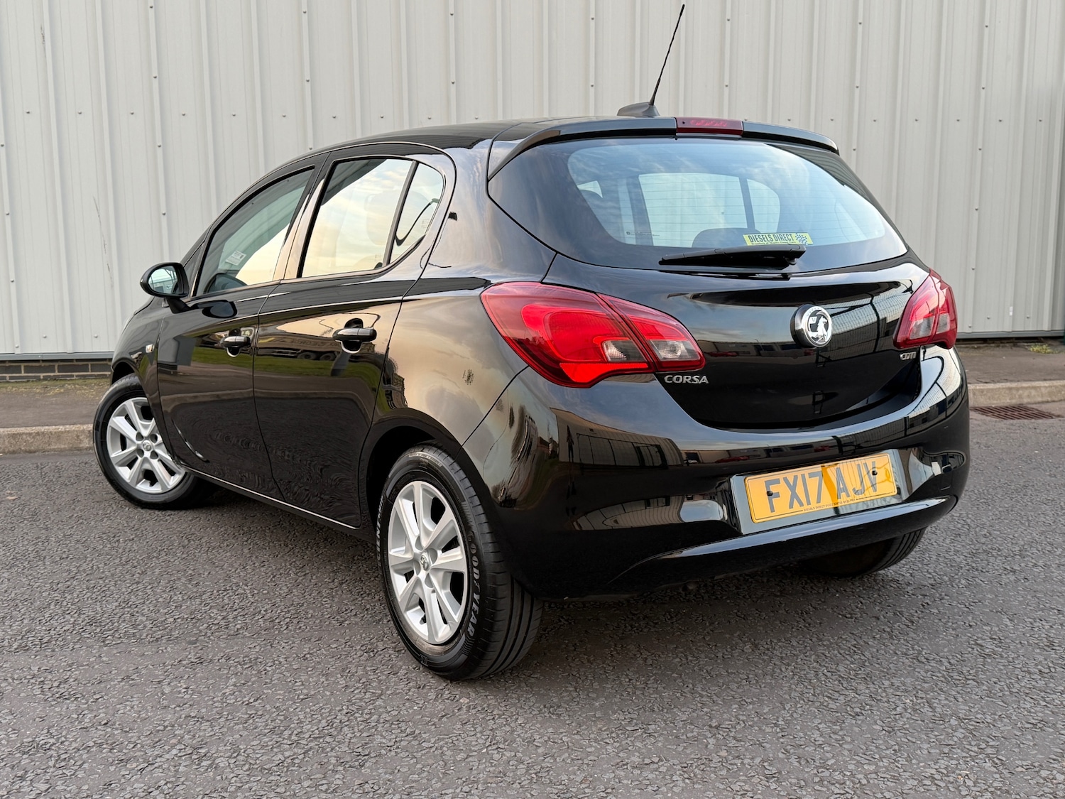 Used Vauxhall Corsa 2017 for sale - 78169420: Photo 2