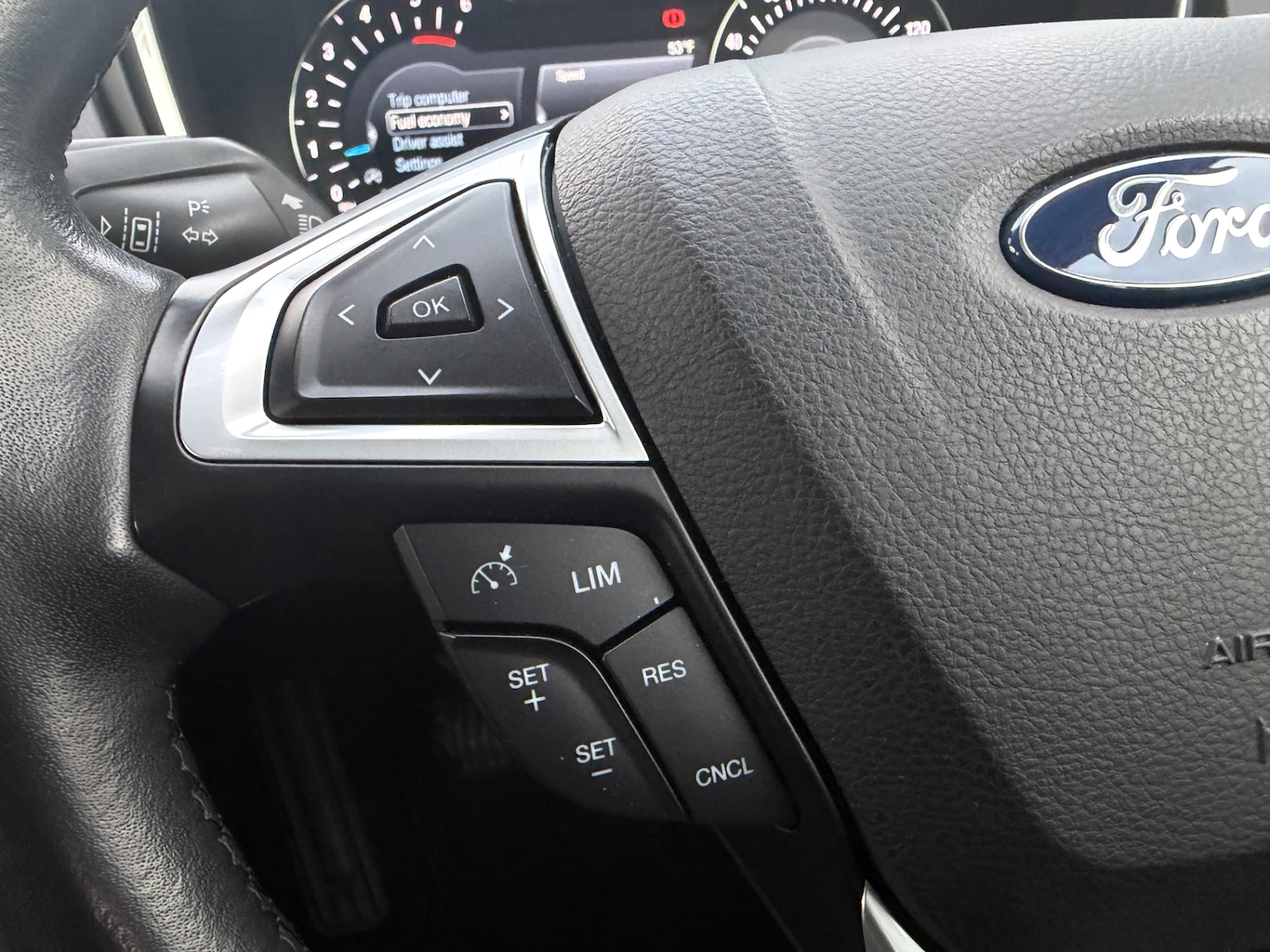 Used Ford Mondeo 2019 for sale - 76855509: Photo 30