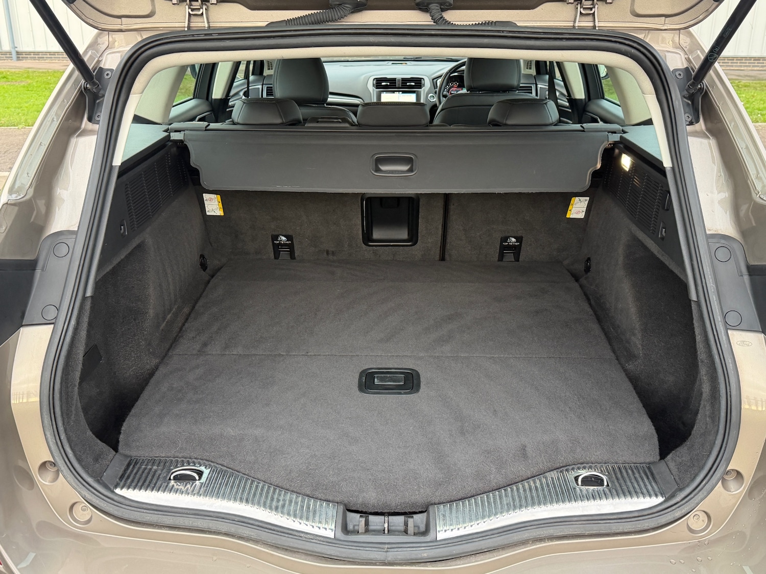 Used Ford Mondeo 2019 for sale - 76855509: Photo 7