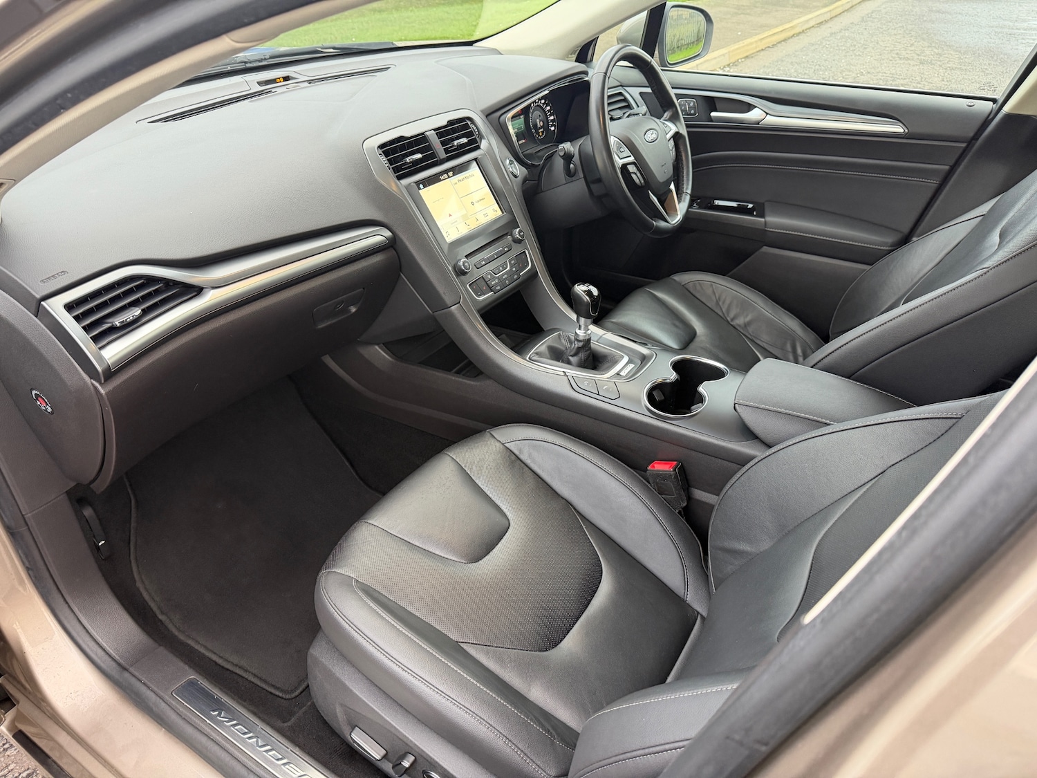 Used Ford Mondeo 2019 for sale - 76855509: Photo 8